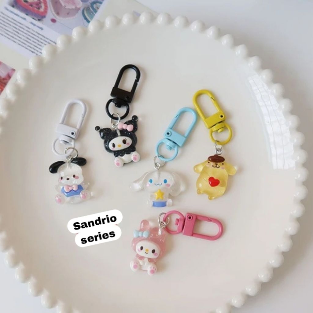 Gantungan Kunci Aesthetic Gantungan Kunci karakter sandrio Gantungan kunci akrilik custom
