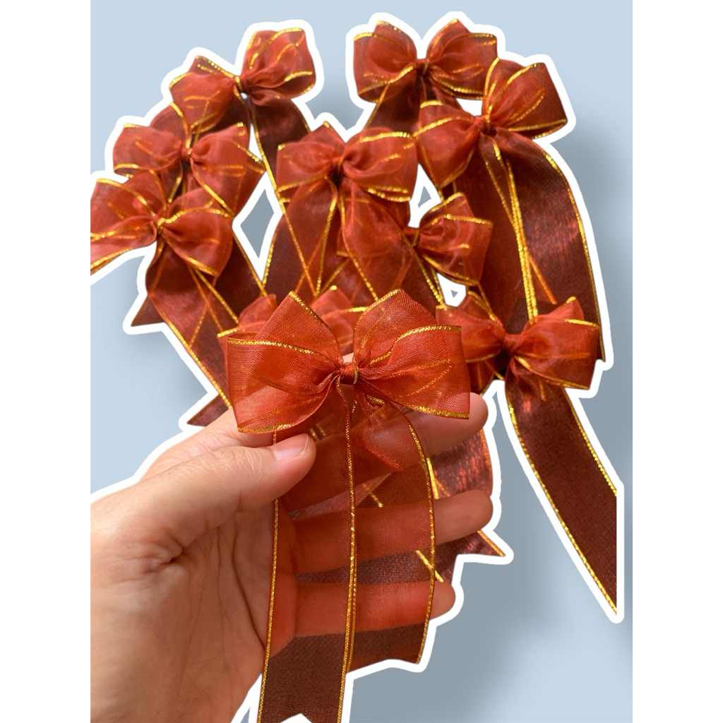 

pita organdi/organza list emas ukuran 1 inch=2,5 cm siap pakai | pita jadi | pita sedang | pita hampers/kado/hadiah | pita murah