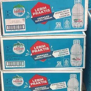 

LE MINERALE air mineral (1 dus isi 24 botol )330 ml/di kirim instan dan sameday