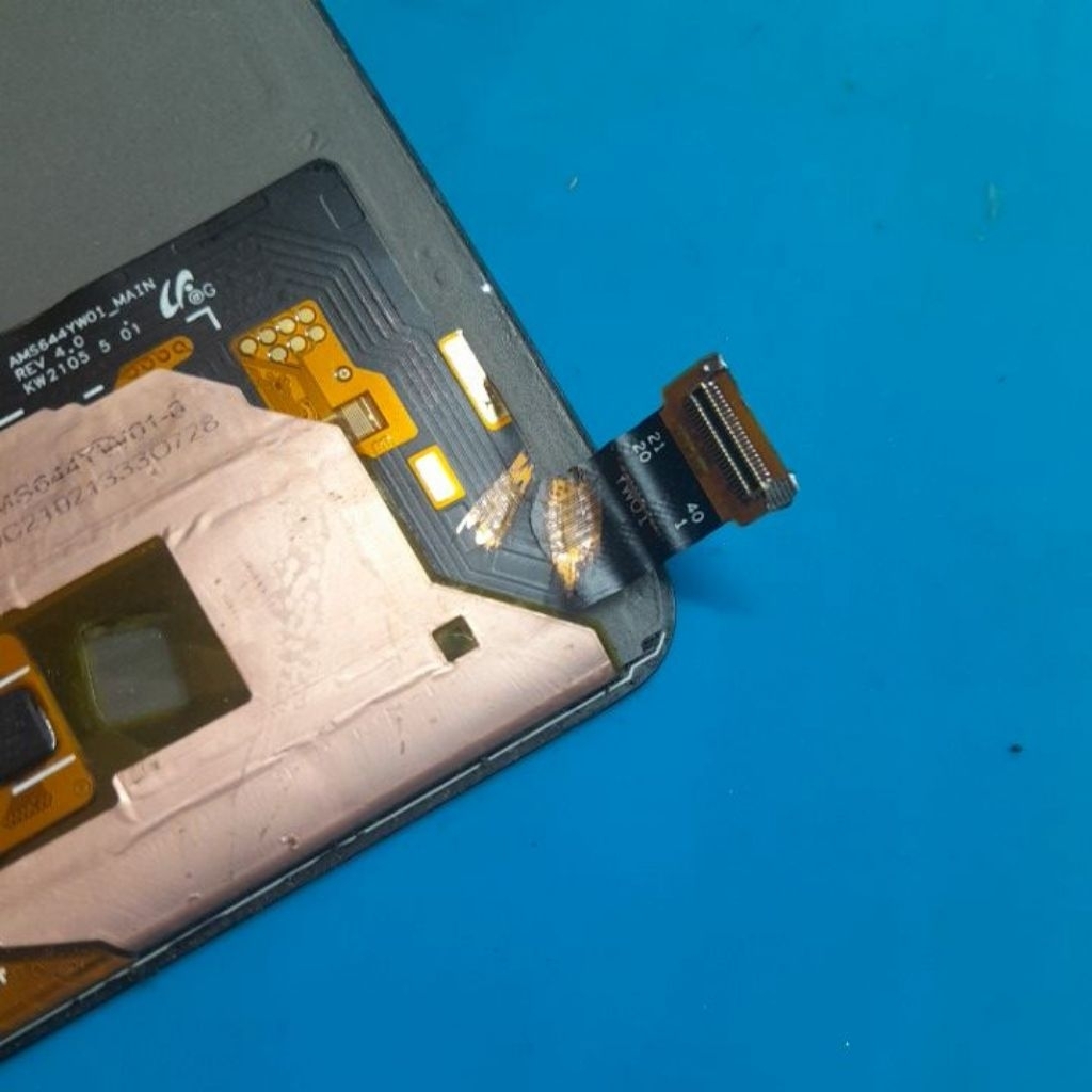 lcd ori vivo v21 5g minus