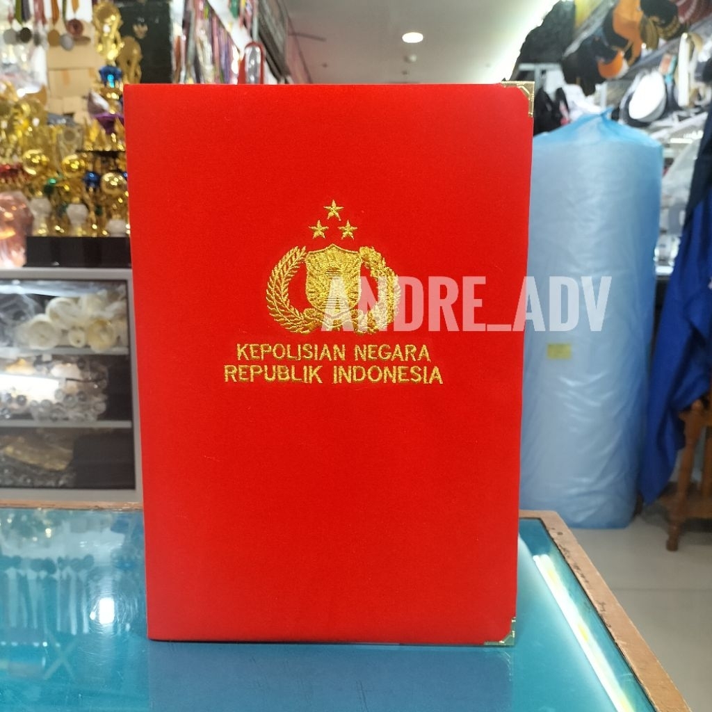 

map logo tribrata premium bahan beludru