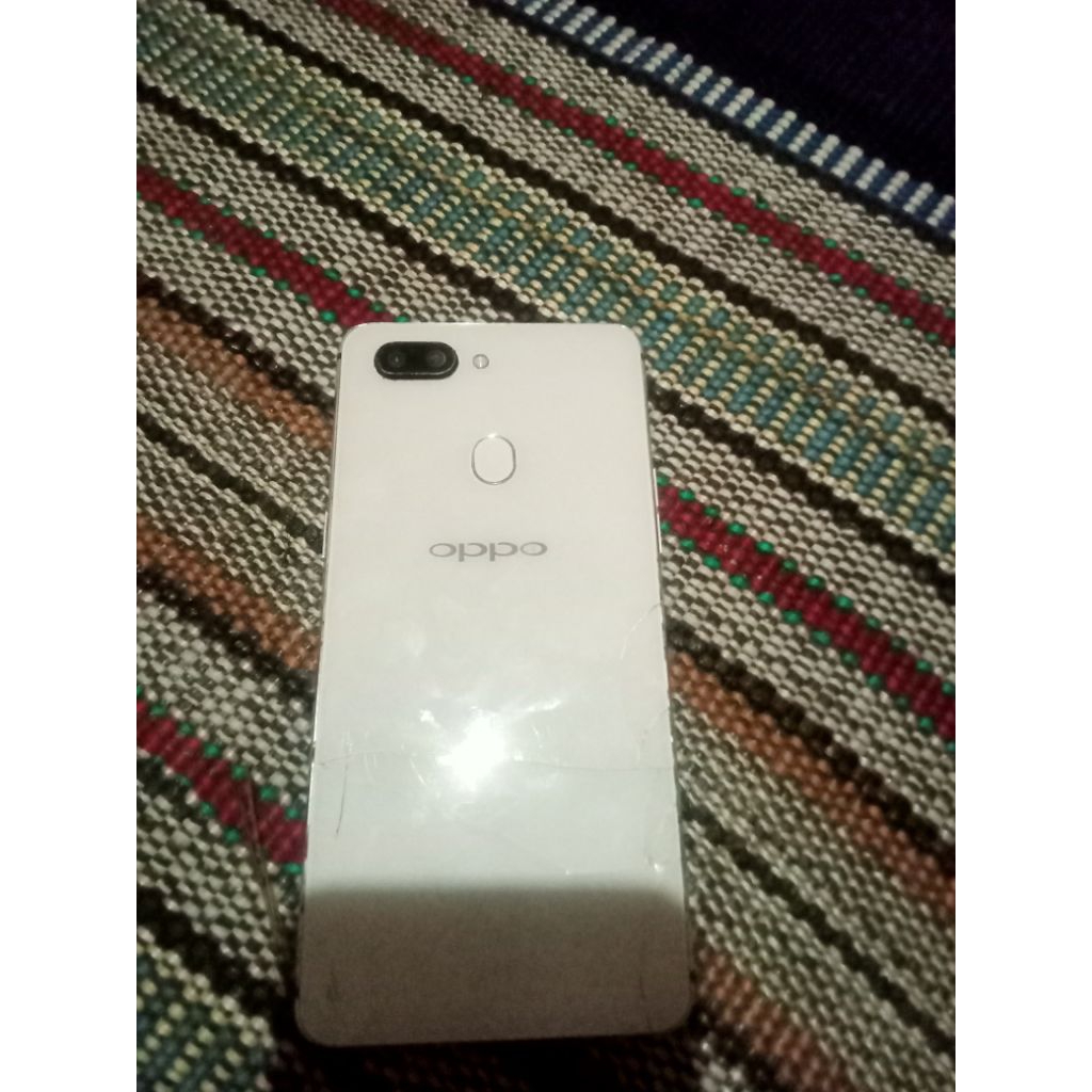 oppo R15 teletabis ram 8/128 normal