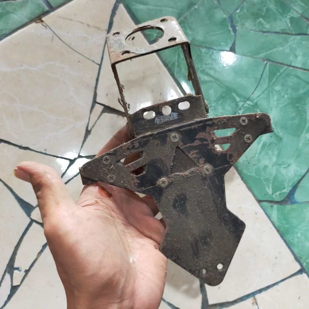 Variasi Slebor Spakbor Spakboar Belakang Tail Tidi Tidy Buntut Dudukan Plat Nomor Kendaraan Fast Bik