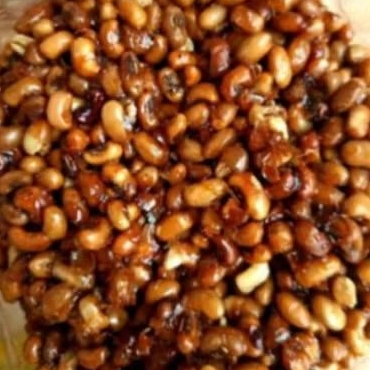 

Kacang Tunggak gurih / kacang tolo