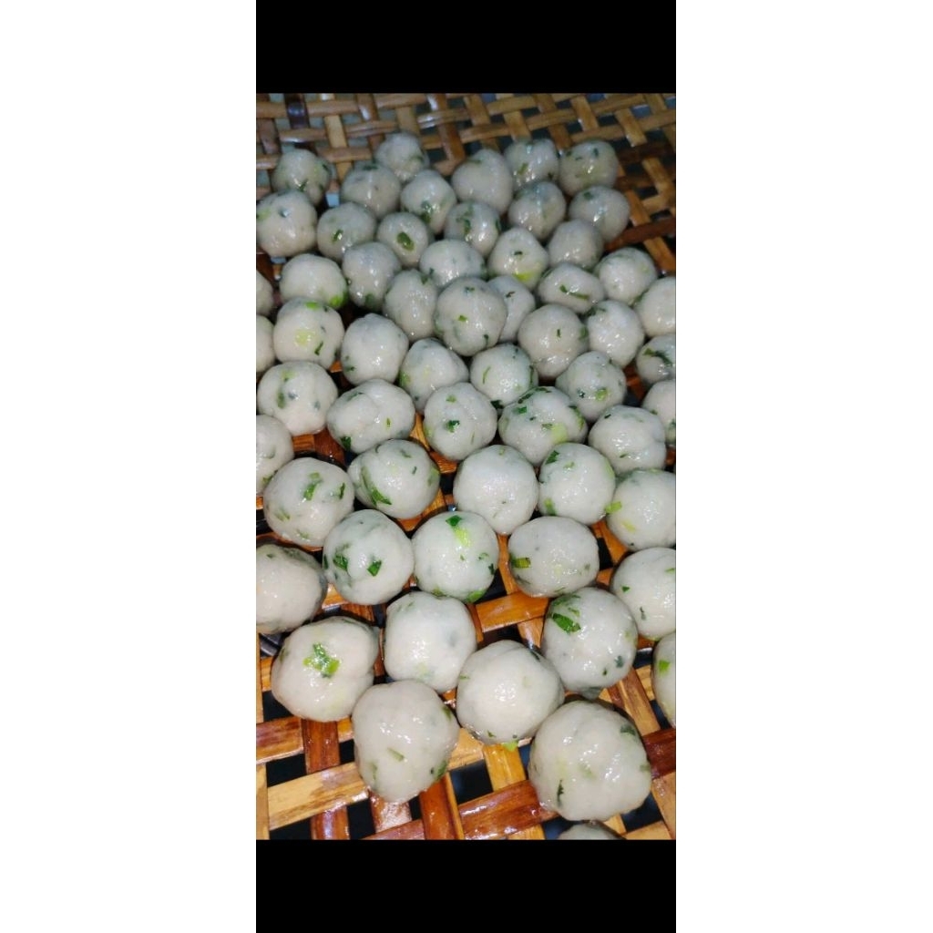 

BACIWANG GARUT CILOK BAWANG ISI 20 PCS DEUDEUIEUN