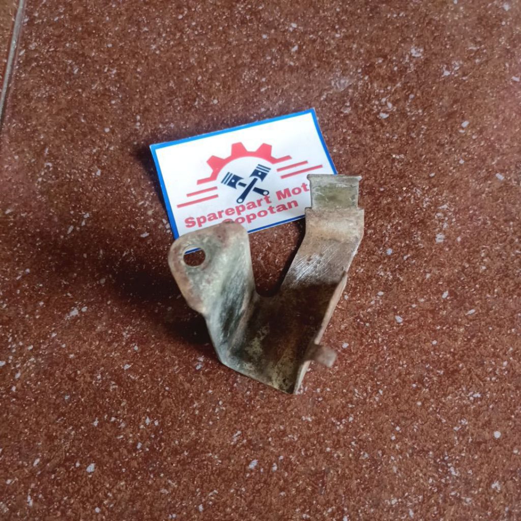 plat besi breket cdi astrea grand legenda ori