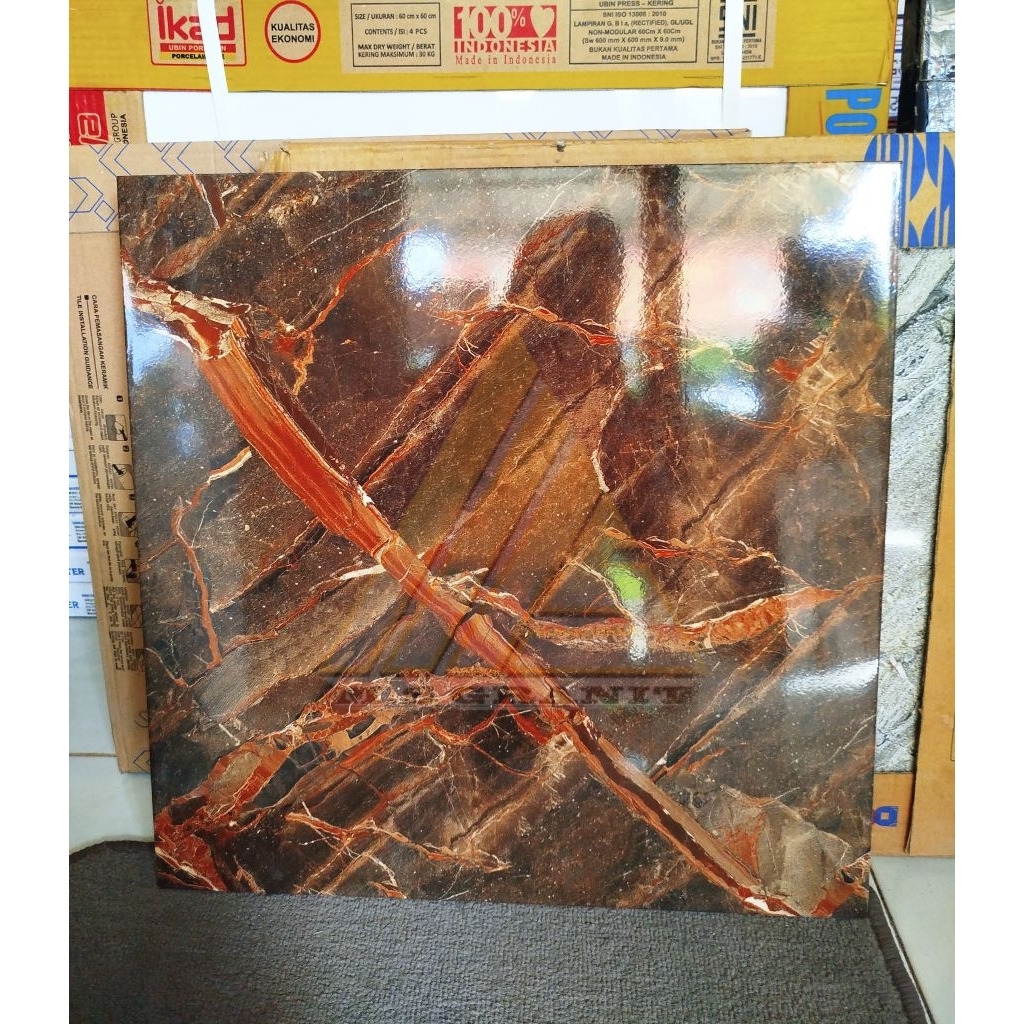 Keramik murah 50x50 Uno Trevisa Dark Brown