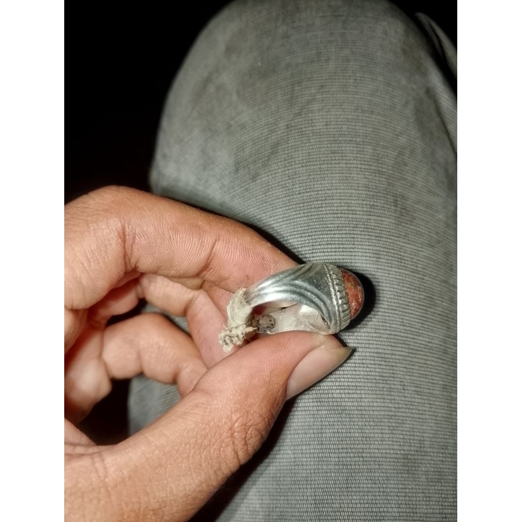 cincin perak bekas embah dkun mustika lawasan