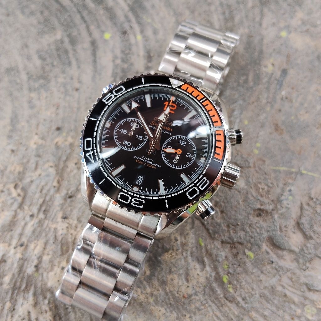 OmegaSeamaster*Planet Ocean Silver Black Dial Jam Tangan Pria Chrono Aktif