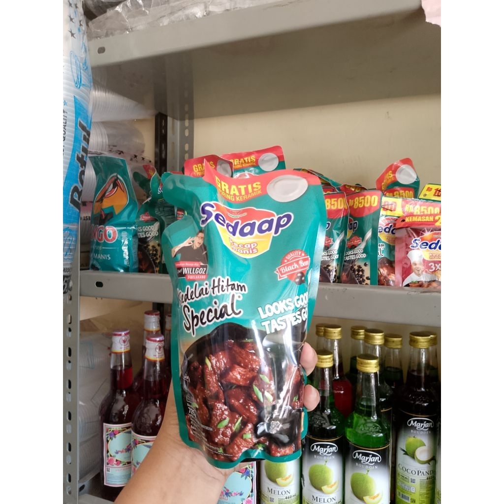 

Kecap Manis Sedaap Kedelai Hitam Special 725 gr