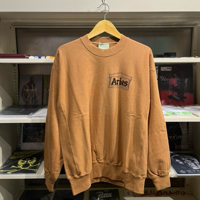 ARIES ARISE PREMIUM TEMPLE SWEATSHIRT ( CAMEL )