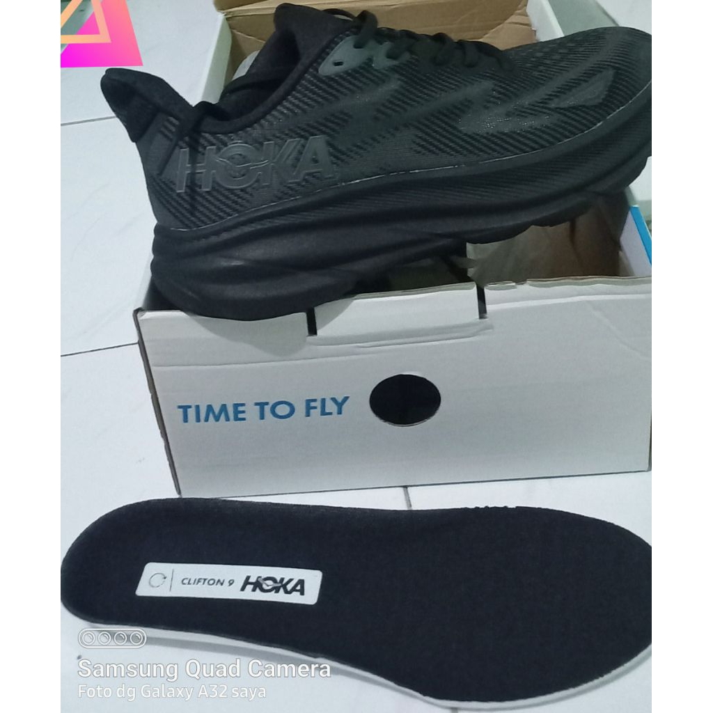 sepatu running hoka full black