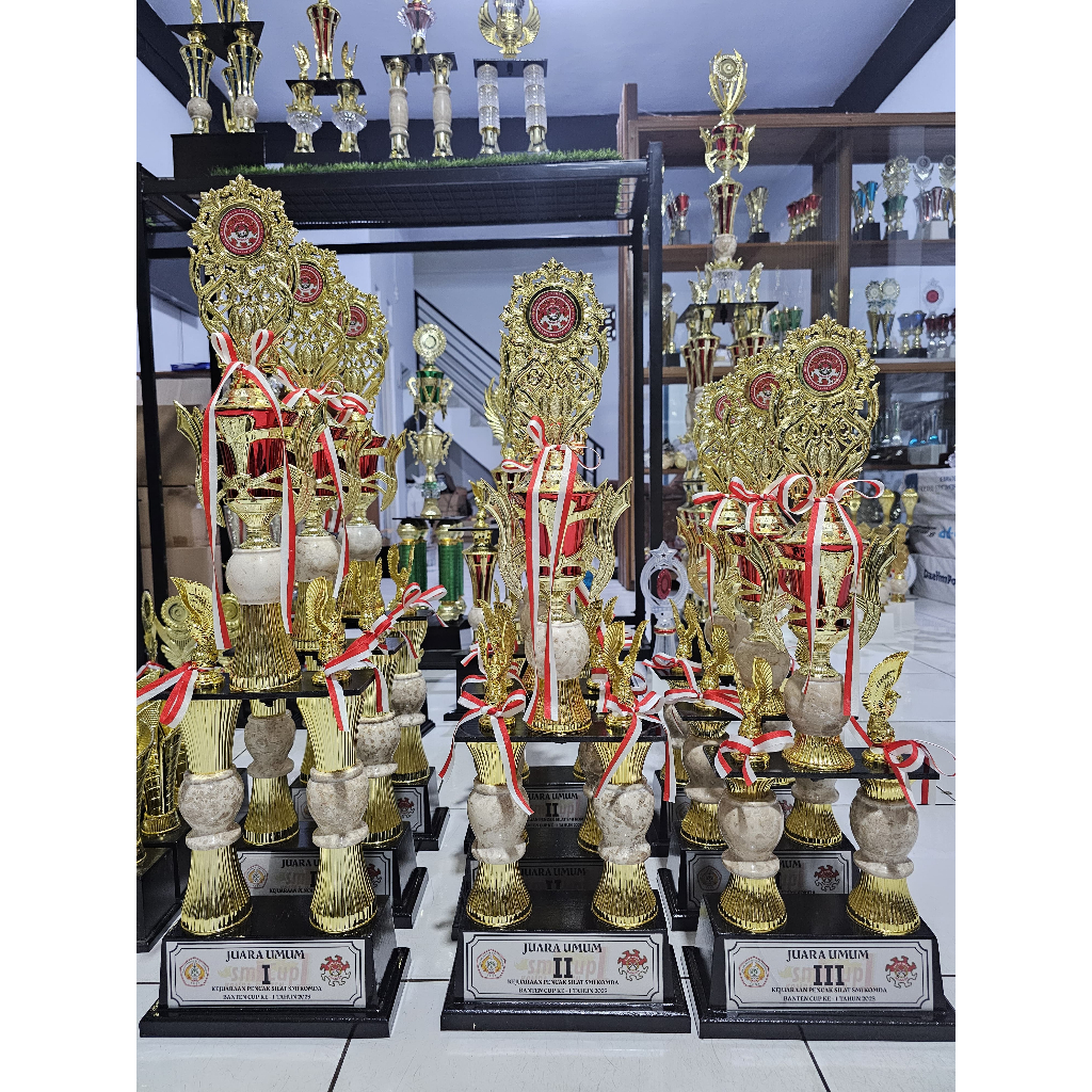 PIALA PAKET KAKI 2, TATAKAN KAYU PIALA TIANG 2 JUARA 123