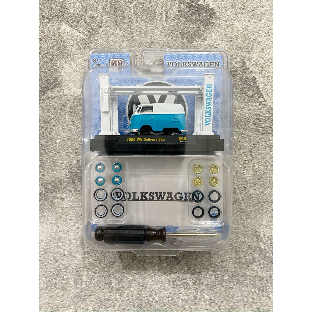 M2 Machines Volkswagen VW Delivery Van 37000 R50 22-22 2022