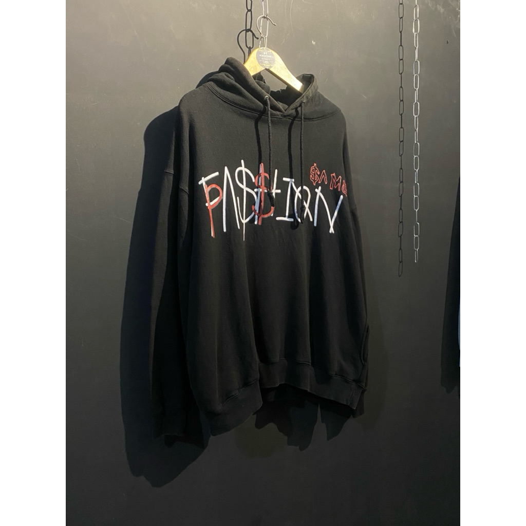 Hodie Im not human being