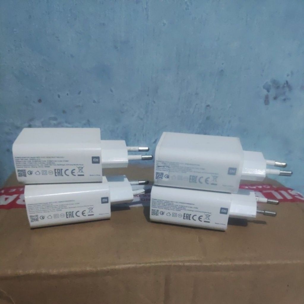 kepala casan xiaomi second fastcharging 33W