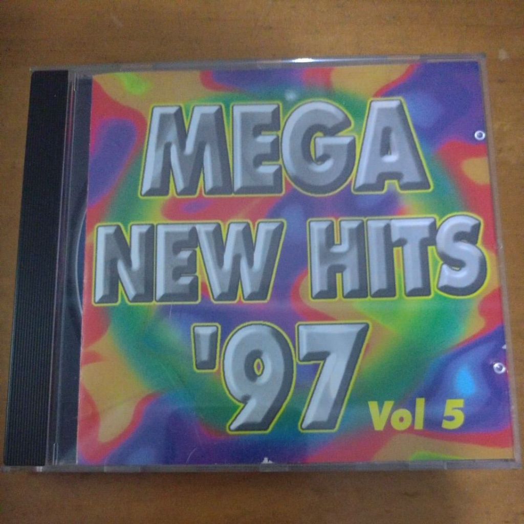 CD7. Various Artists - Mega New Hits 97