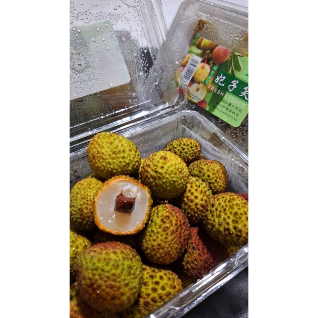 

Buah Leci Madu Segar 1 Pack Per 750gr Buah Leci Manis