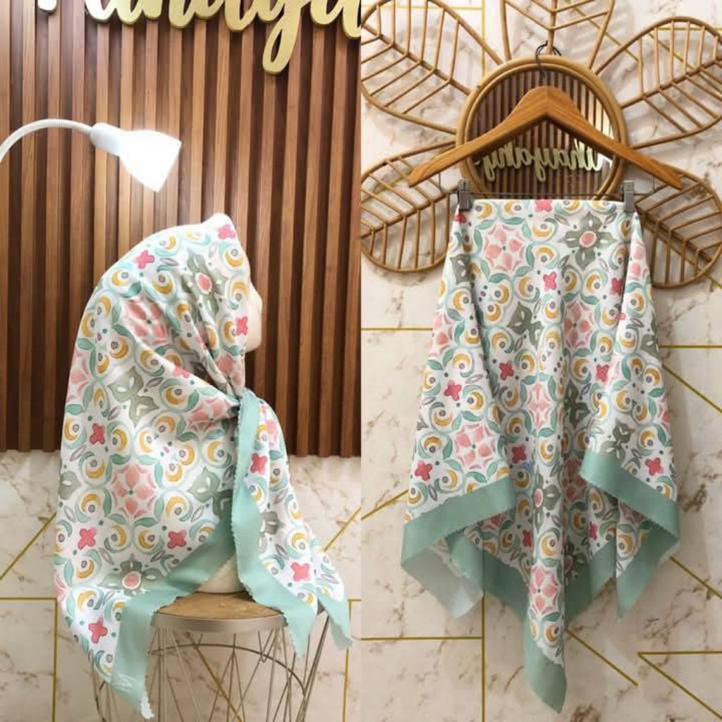 HIJAB SEGIEMPAT VOAL MOTIF BUNGA KODE HIJAU SAGE/hijab segiempat voal motif pinggir lasercut/hijab m
