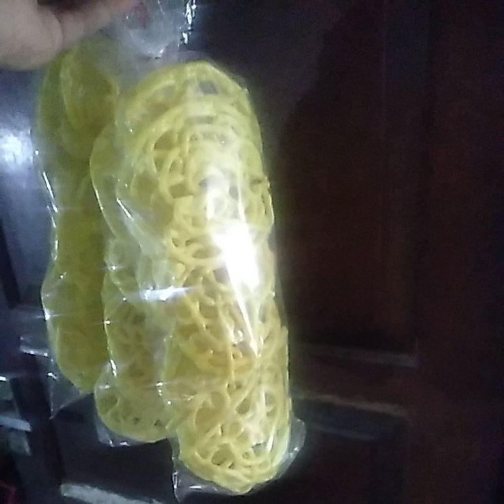 

kerupuk mie