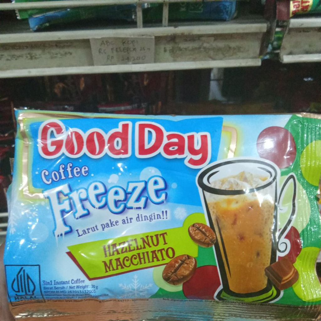

Good Day Coffe Freeze Hazelnut Macchiato 30gr Renteng Isi 10 Sachet