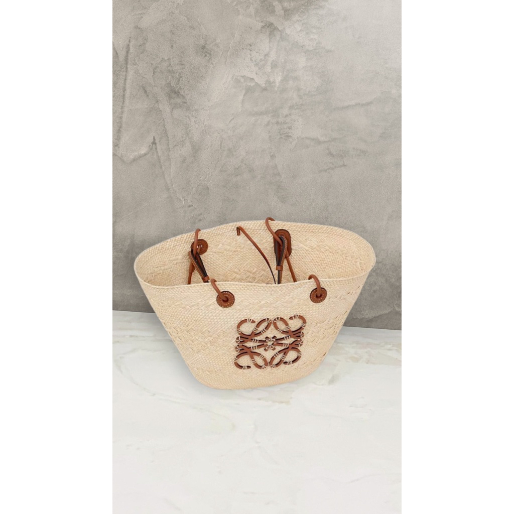 Ready Loewe - Medium Anagram Basket Bag Iraca Tan