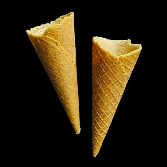 

WAFFEL CONE JUMBO TINGGI 14cm WAFFLE ESKRIM SOFT JUMBO SOFT ESKRIM