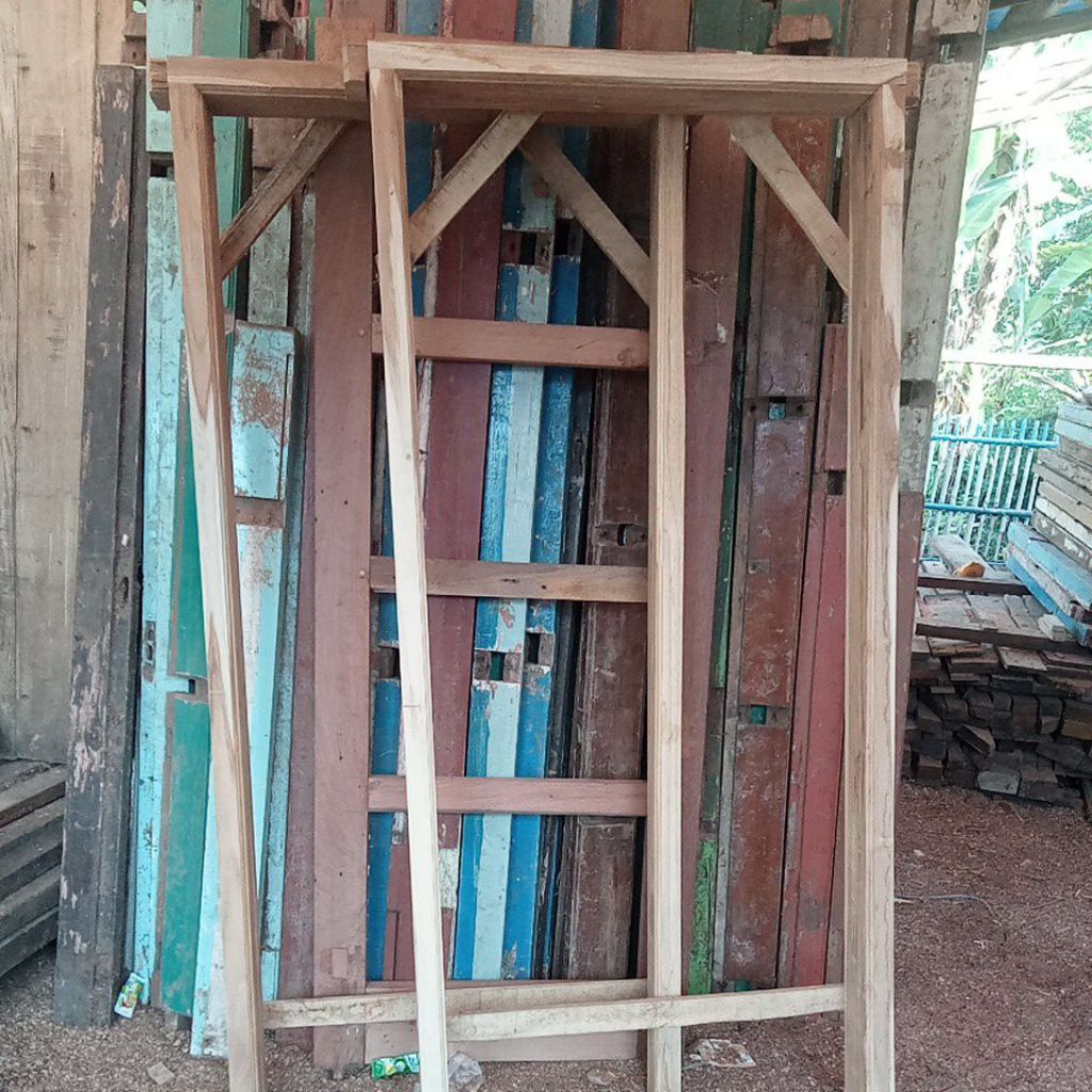 kusen pintu kayu bahan jati tua super second