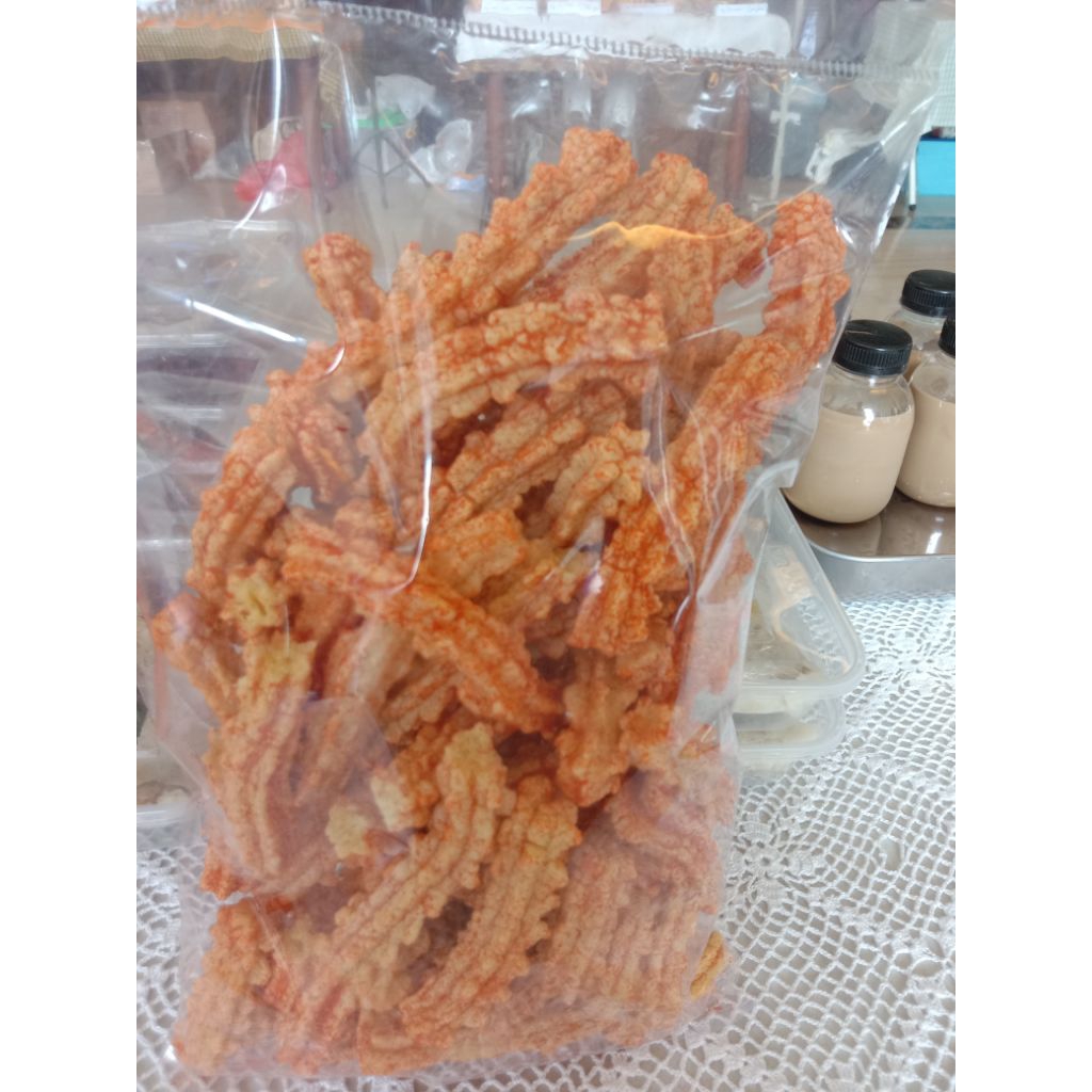 

kerupuk manggar pedas