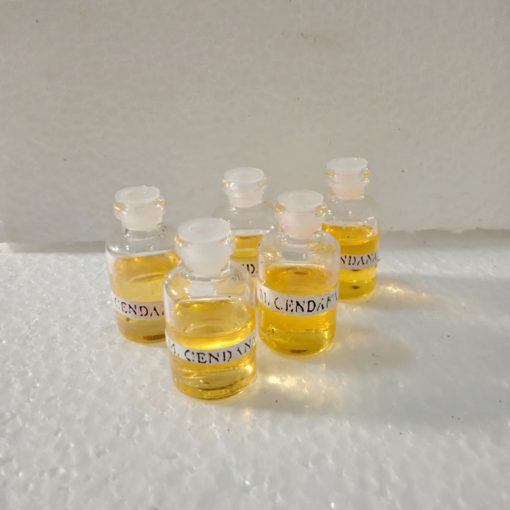 Minyak cendana