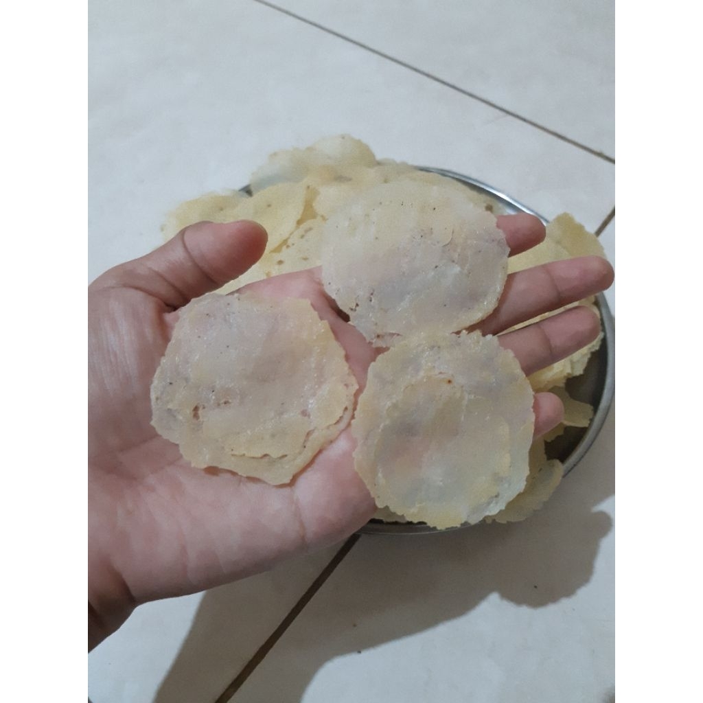 

Emping melinjo asli kebumen *ukuran kecil (1-2 biji melinjo)