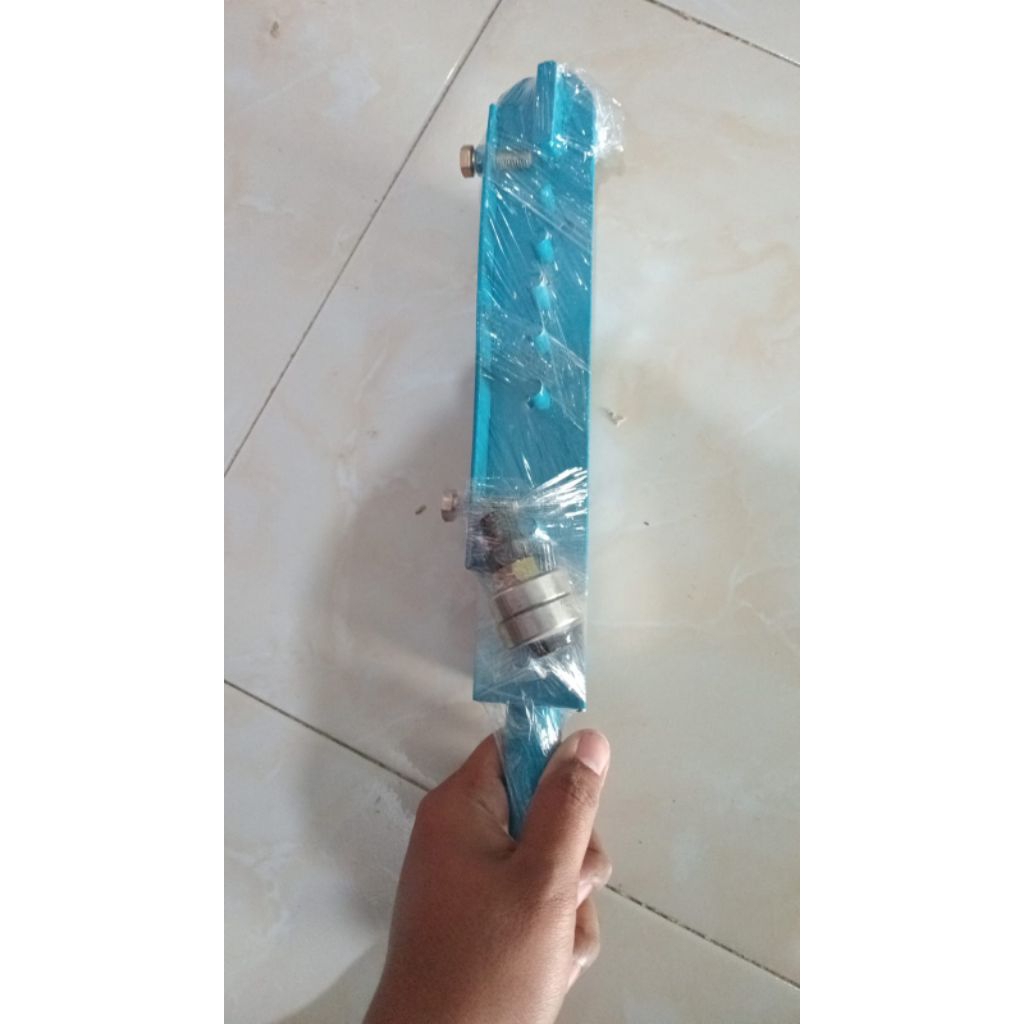 ALAT PENEKUK BESI BETON 4-16MM