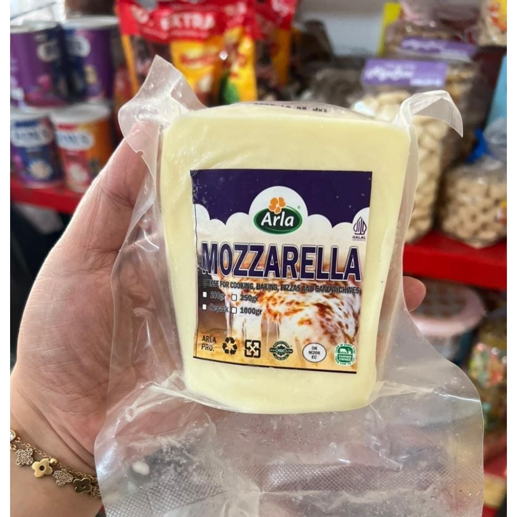 

Keju arla mozzarella 200gram