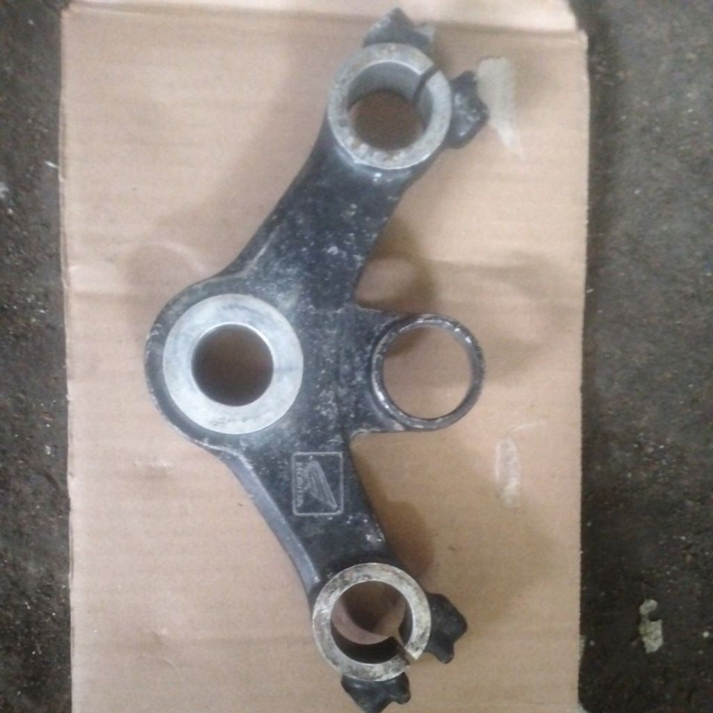 SEGITIGA ATAS HONDA SONIC 125 OLD SECOND