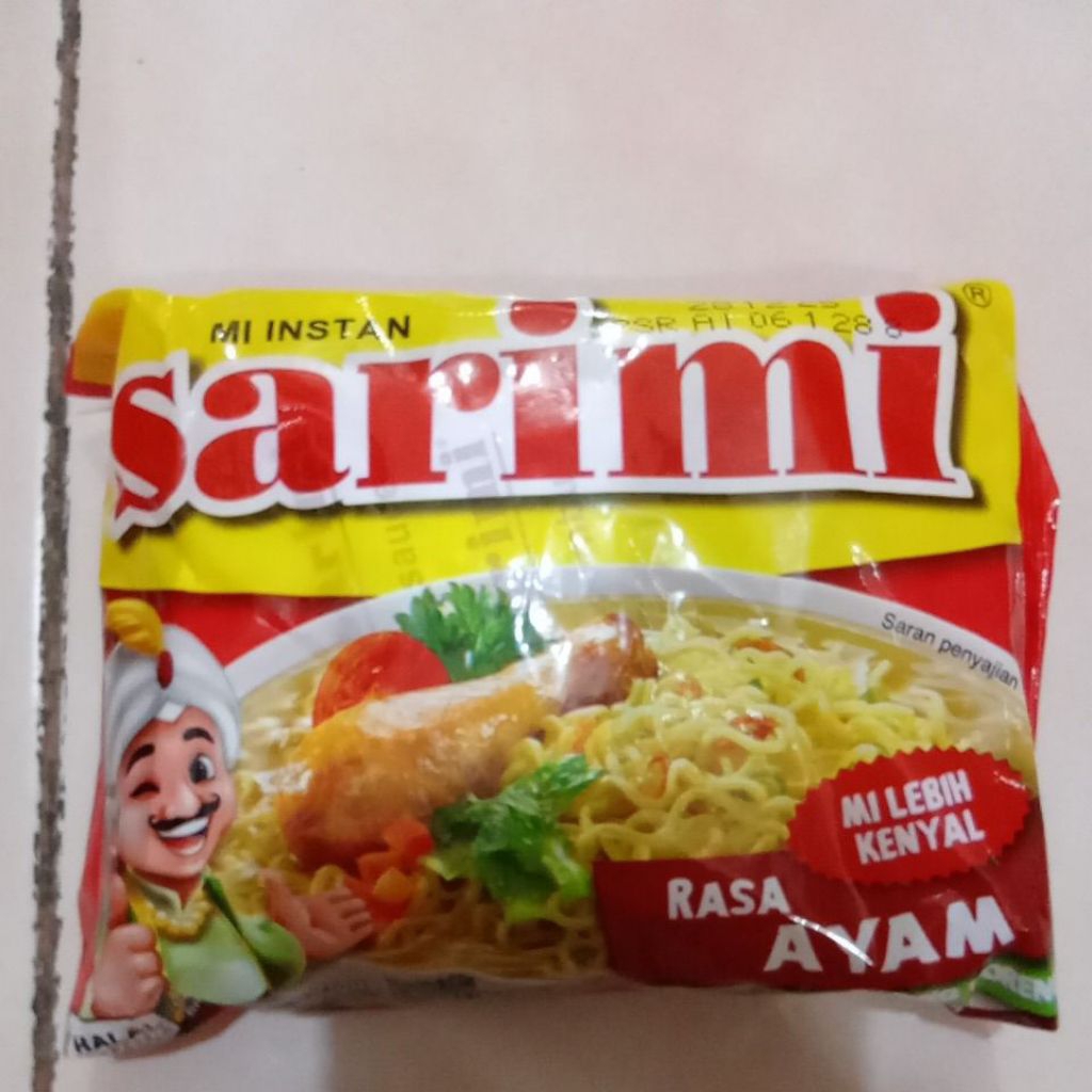 

Mi Instan Sarimi Mi Kuah Rasa Ayam Goreng 75gr