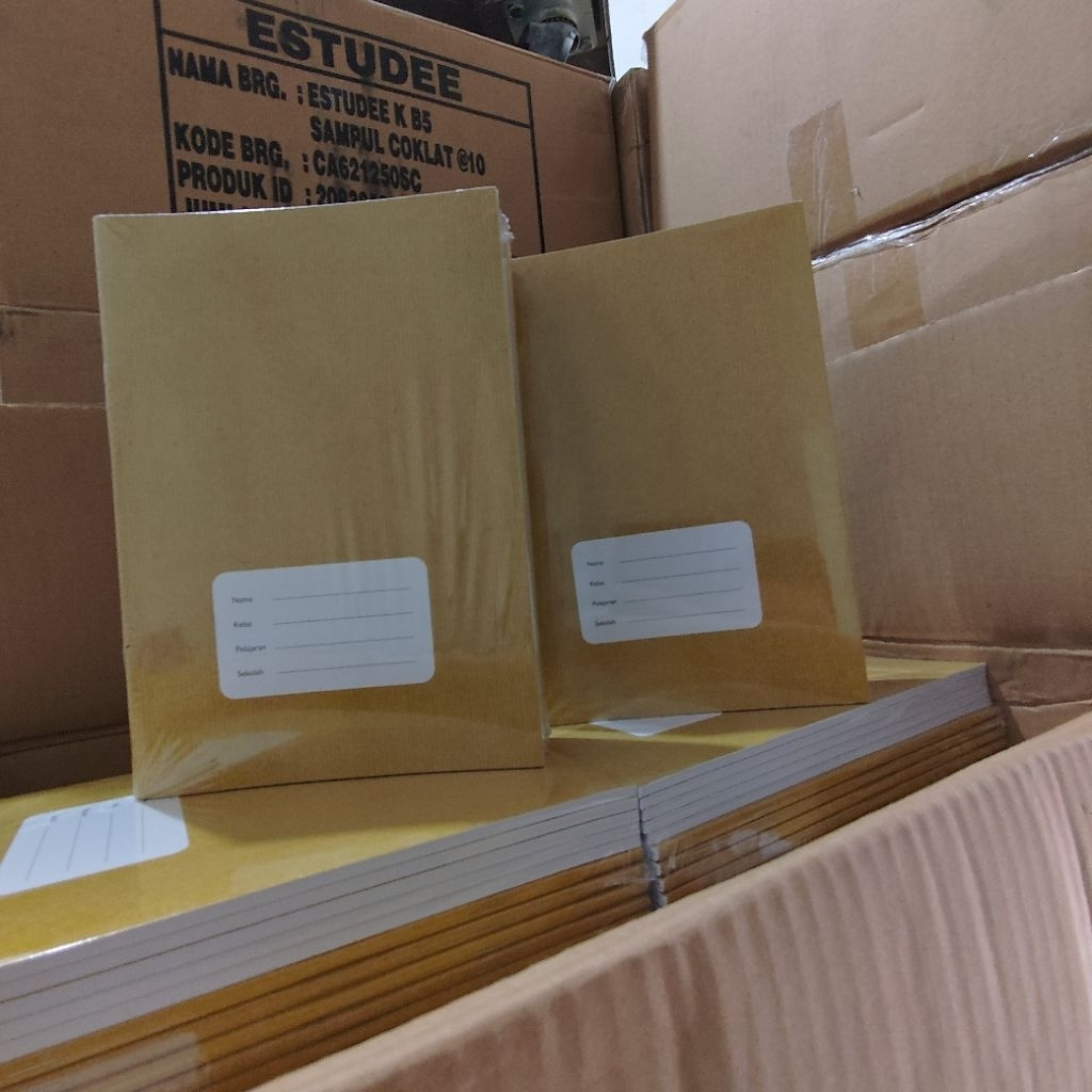 

Promo Estudee Buku Tulis B5 Motif Sampul Coklat 48 Lembar Isi 10 Boxy Campus