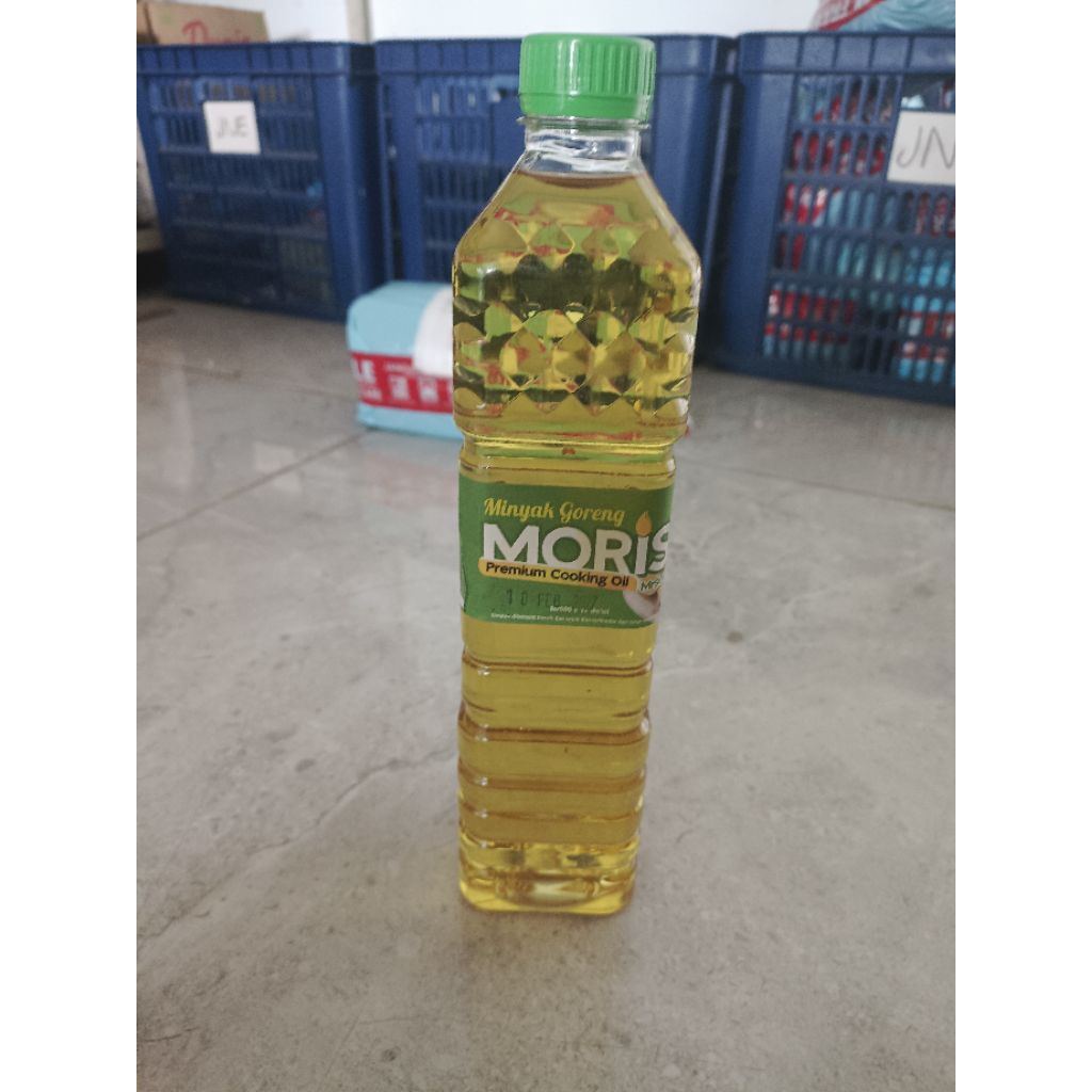 

1 karton Minyak Goreng Moris Mr900 isi 800ml