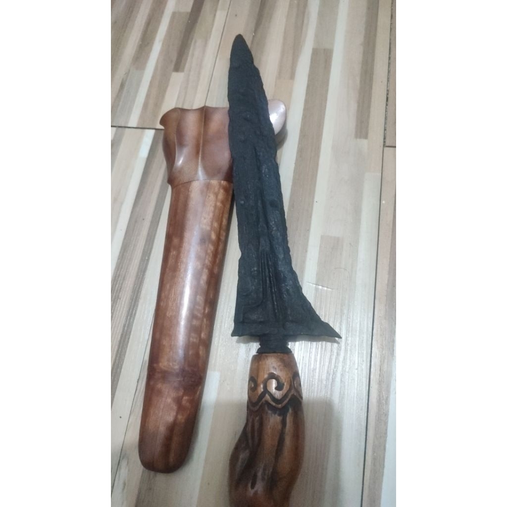 PUSAKA KERIS BETHOK KABUDHAN SEPUH