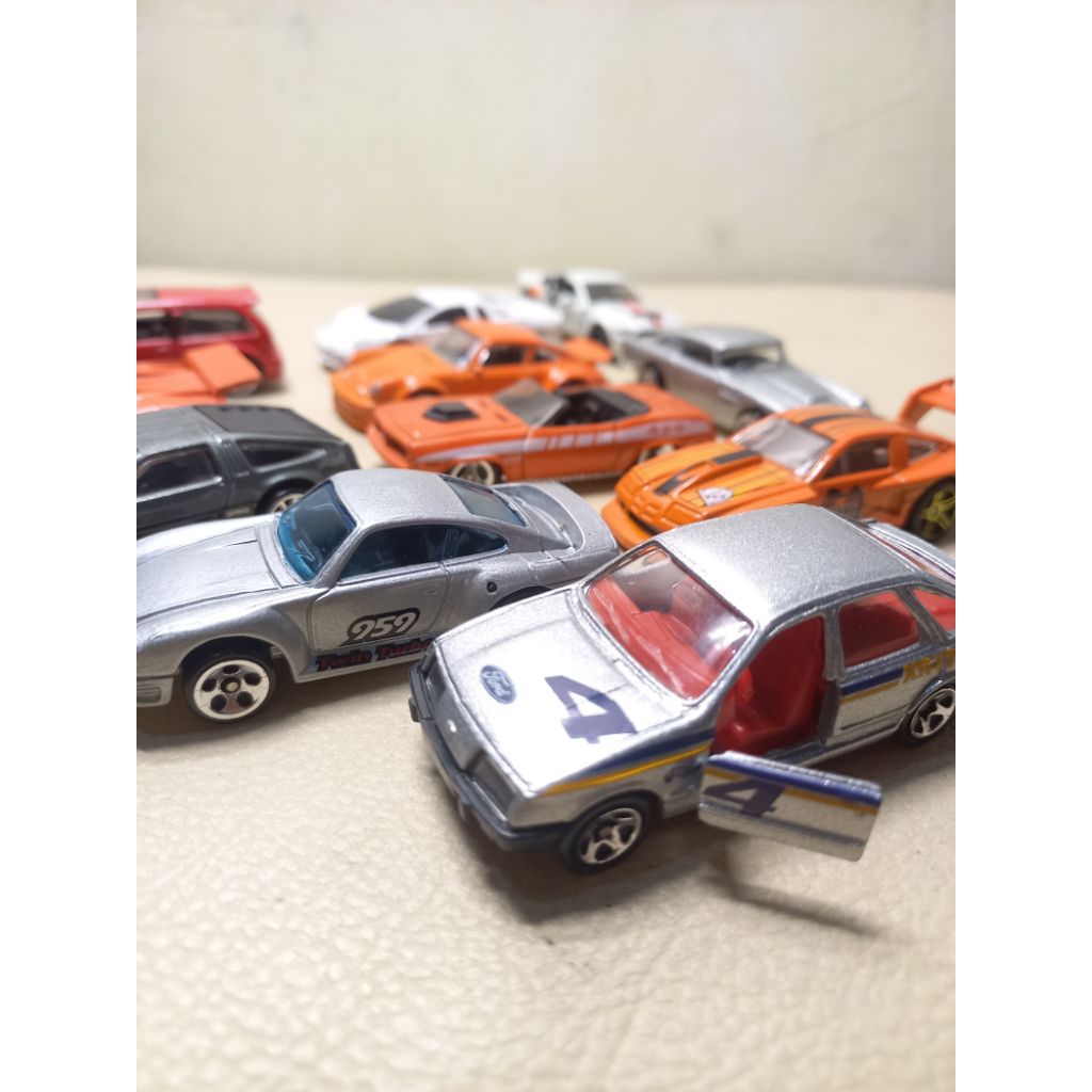 Hot wheels Koleksi Jadul Civic Porsche