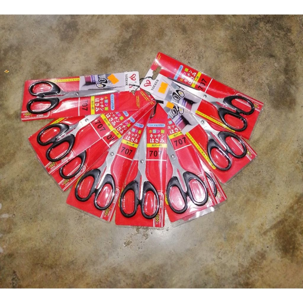 

GUNTING KARET YOEKER 707 HITAM