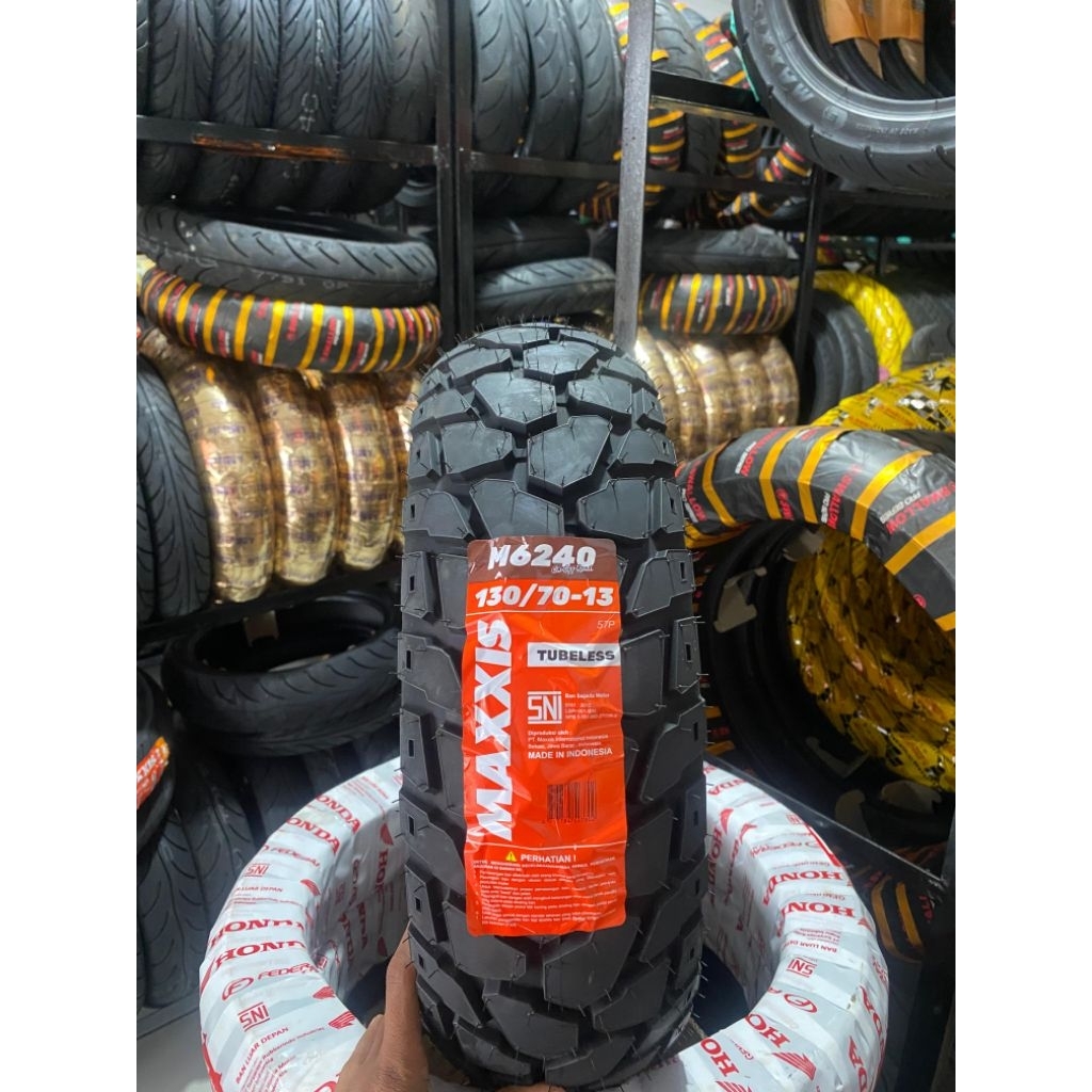 [READY COD] BAN MAXXIS M6240 130/70-13 TUBLESS STANDAR HONDA ADV