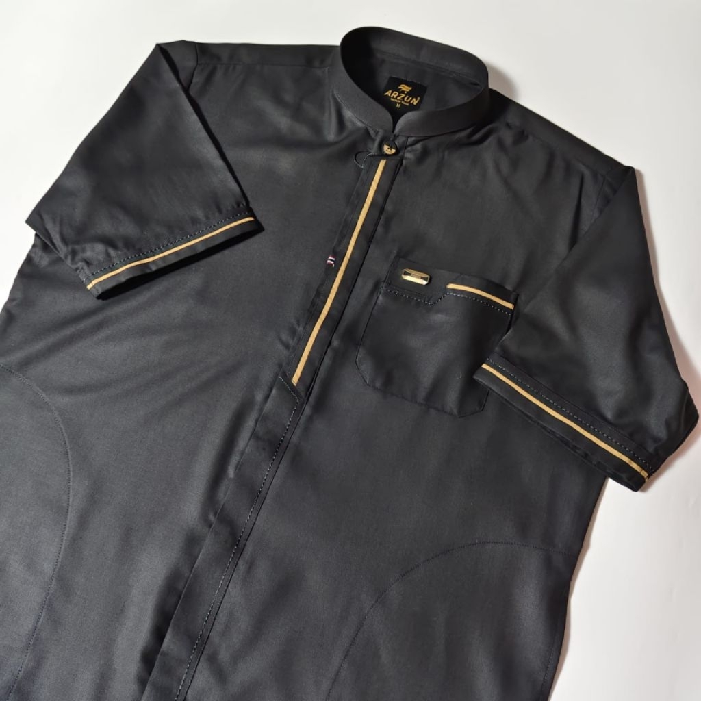 Koko/kemko Arzun lengan pendek khusus hitam