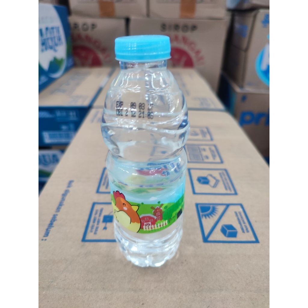 

mineral water larisst 330ml / kart / kemasan praktis
