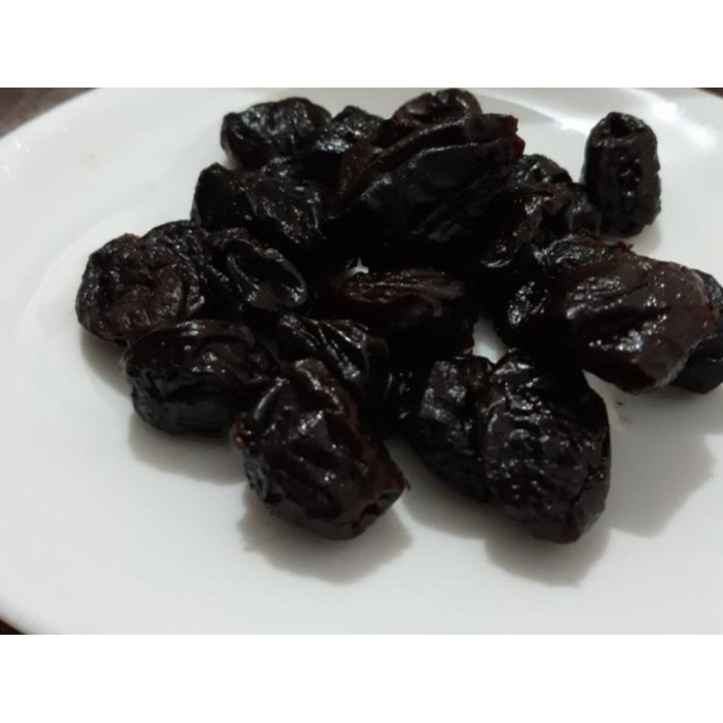 

Dried Prunes kemasan 500 gram