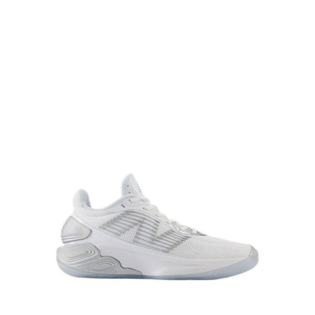 Sepatu Basketball Pria New Balance TWO WXY v5 White NEWBB2WYRG5