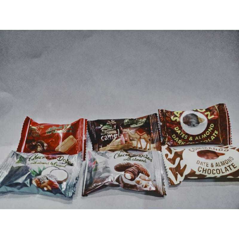 

XMASTER COKLAT KURMA CAMPUR 1KG/ COKLAT ALMOND/COKLAT KURMA