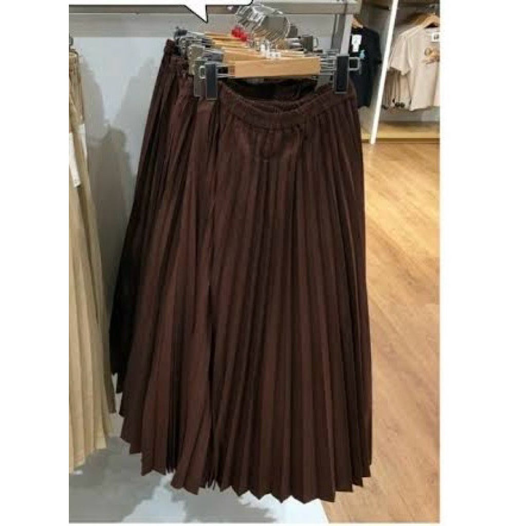 UNIQLO ROK PLISKET COKLAT (Preloved) SIZE L
