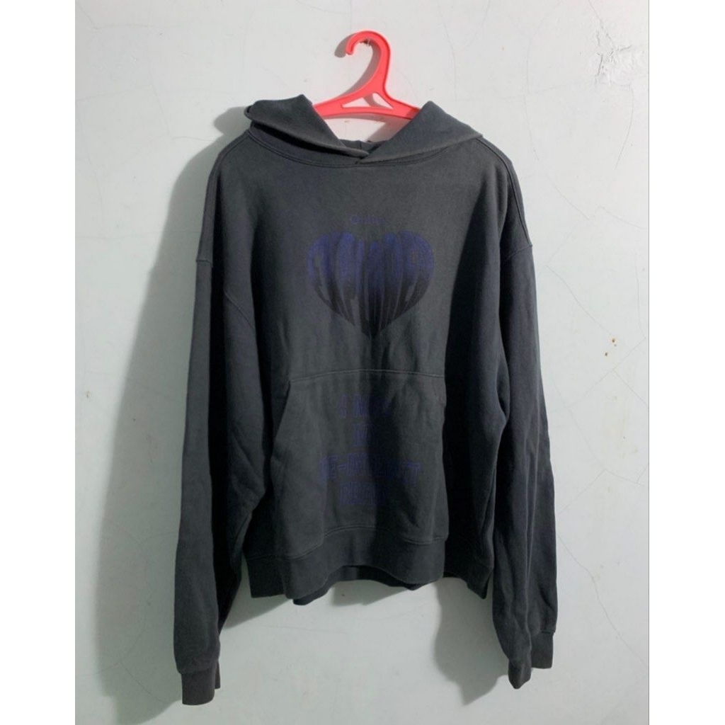 Preloved hoodie viva studio warna abu tua