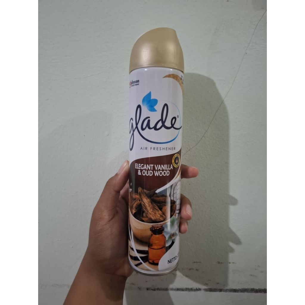 Glade Air Freshener Elegant Vanilla & Oud Wood