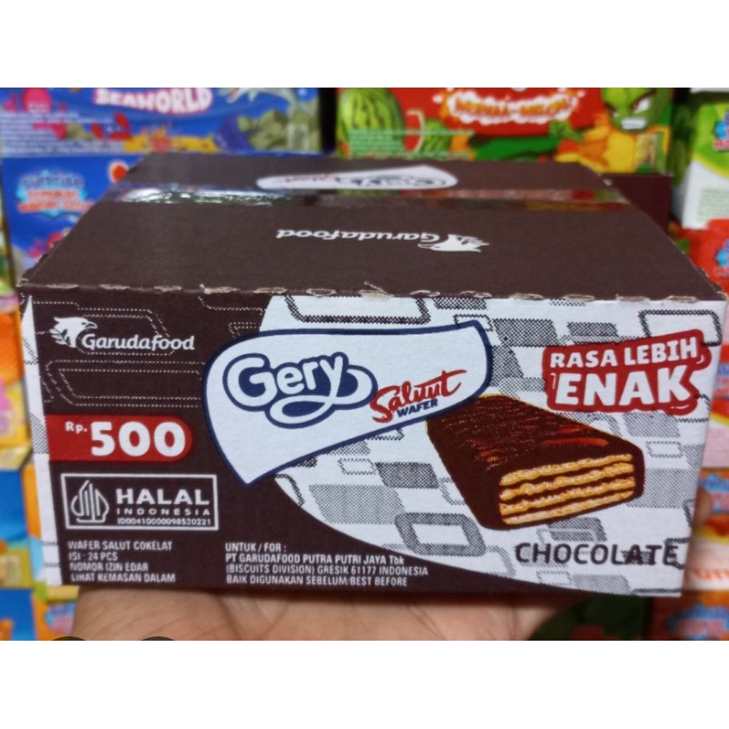 

GERY SALUUT BISKUIT COKLAT [ 1 PAK ISI 24 ]